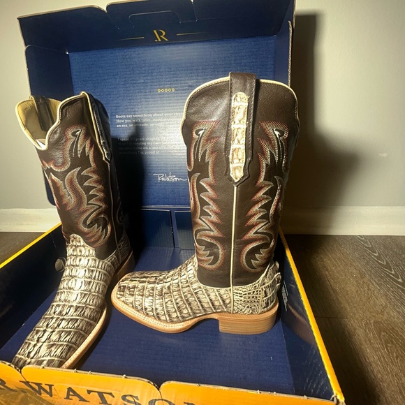 Exotic Western Cowboy Boots, R. Watson Caiman vamp with cowhide top. Brand new - Picture 2 of 3